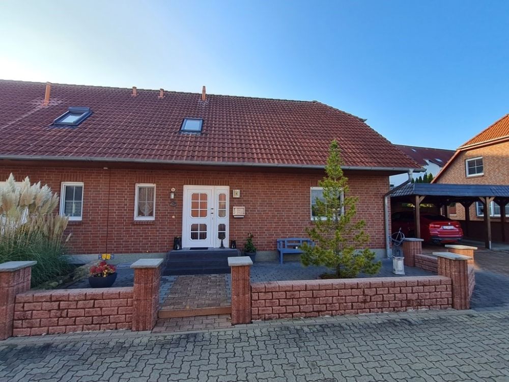 Neuwertige Doppelhaushälfte in Salzgitter-Bad!