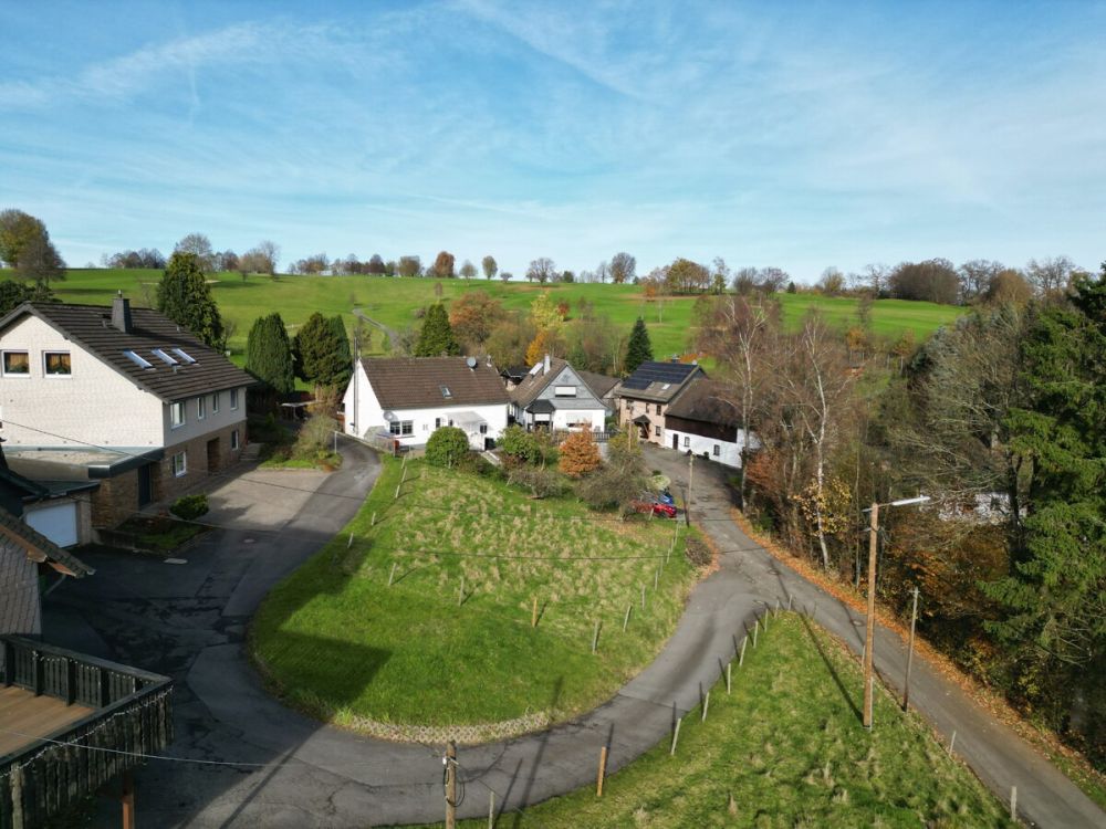 Ländliches Baugrundstück in ruhiger Wohnlage nahe des Kürtener Zentrums