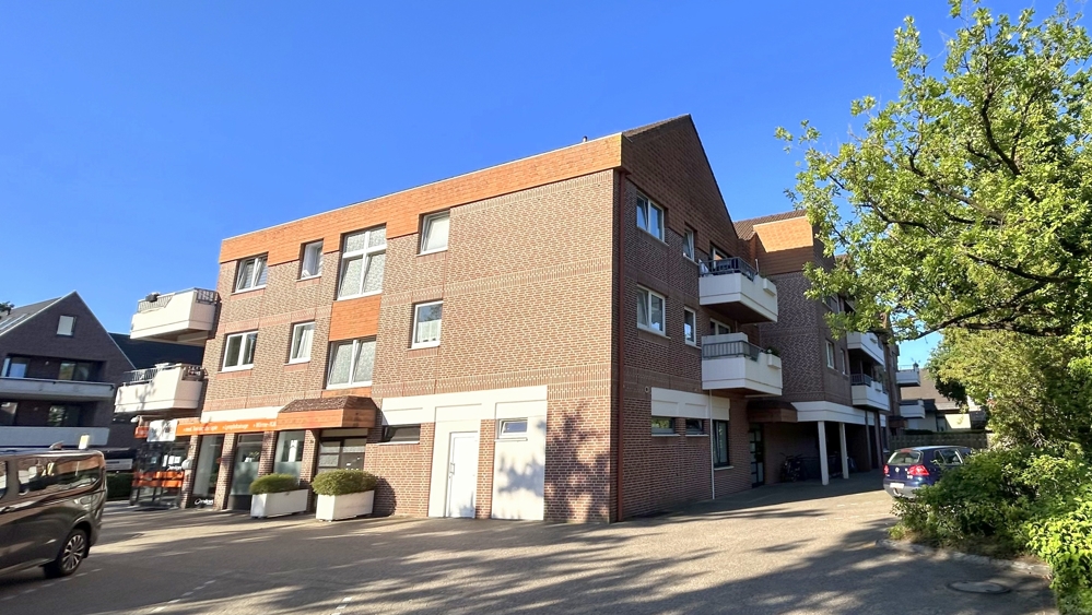 Kapitalanlage! Vermietete OG-Wohnung mit Balkon und Tiefgaragenstellplatz in Bad Zwischenahn