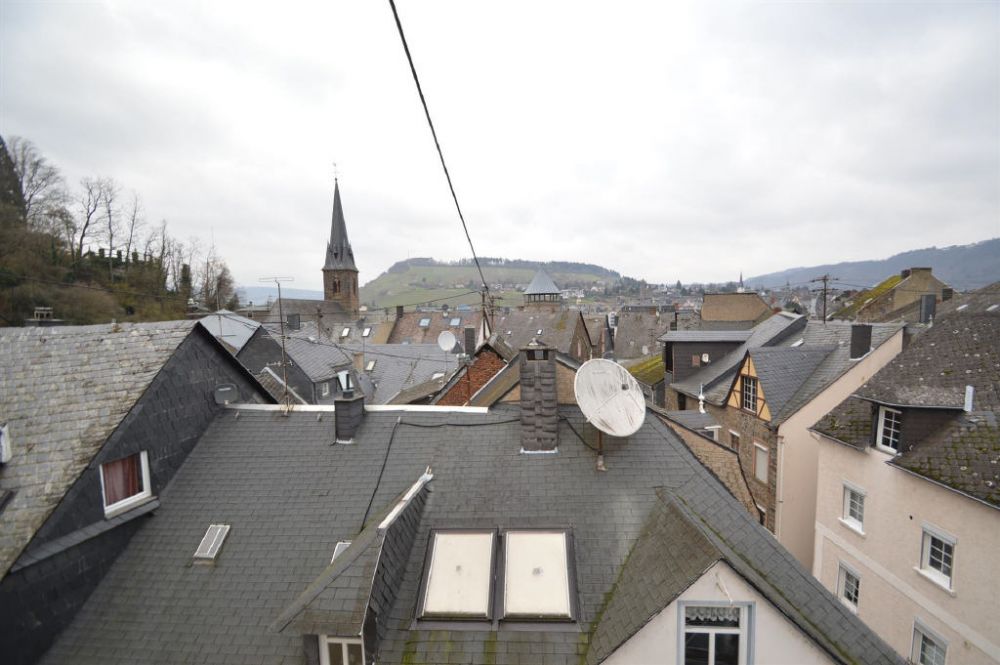 ### N E U E R    P R E I S ### Altes Haus in neuem Glanz