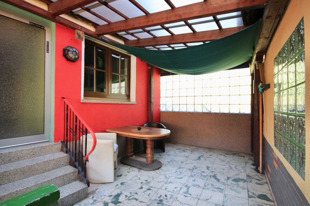 Zwei Häuser – ein Grundstück – viele Möglichkeiten/ Charmantes Anwesen in Weibersbrunn