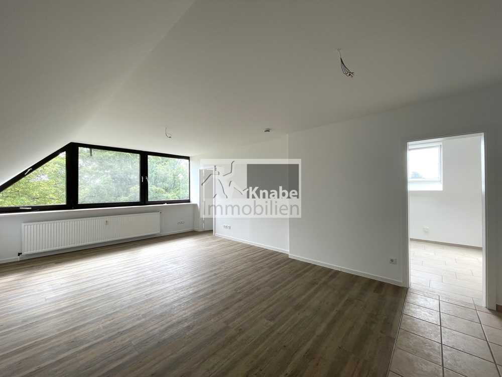 Moderne Wohnung mit Ausblick und eigenem Gartenteil!