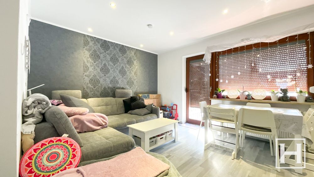 Wohnzimmer mit Terrassenzugang