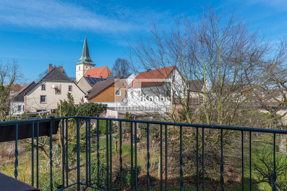 Zweifamilienhaus mit Baugrund, nur einen Katzensprung vom Marktplatz entfernt!