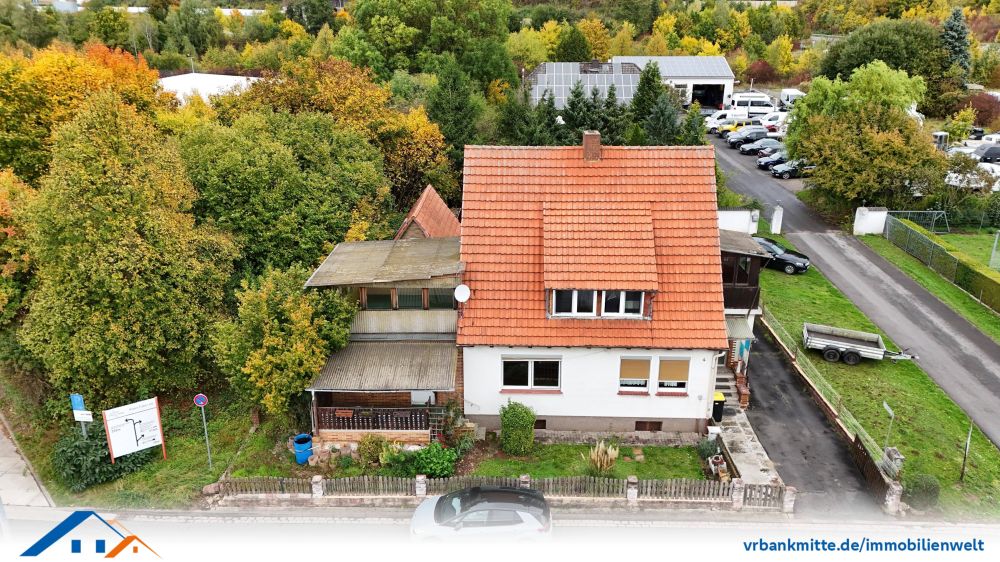 Einfamilienhaus mit schönem Grundstück und Potenzial – ein Projekt für Handwerker