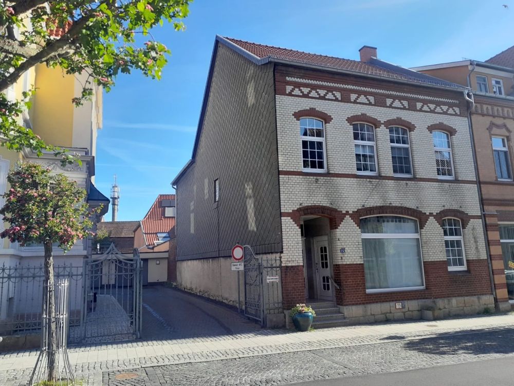 Vielseitiges Reihenendhaus in zentraler Lage von Dingelstädt
