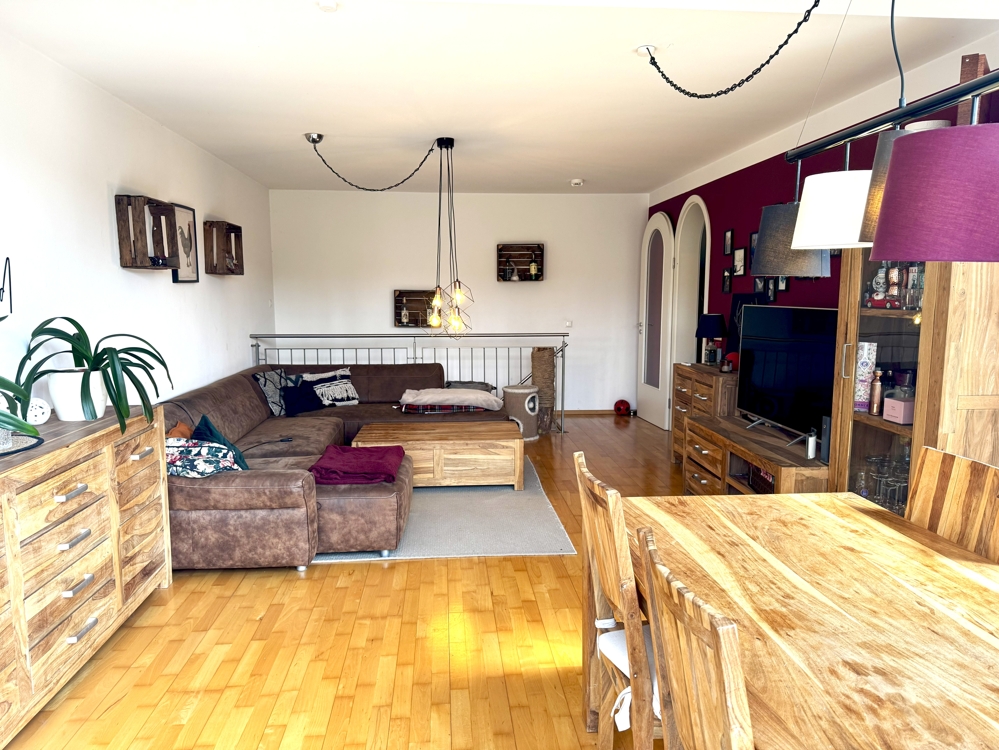 Gut geschnittene 2,5-Zimmer-Maisonettewohnung mit Hobbyraum
in ruhiger Toplage