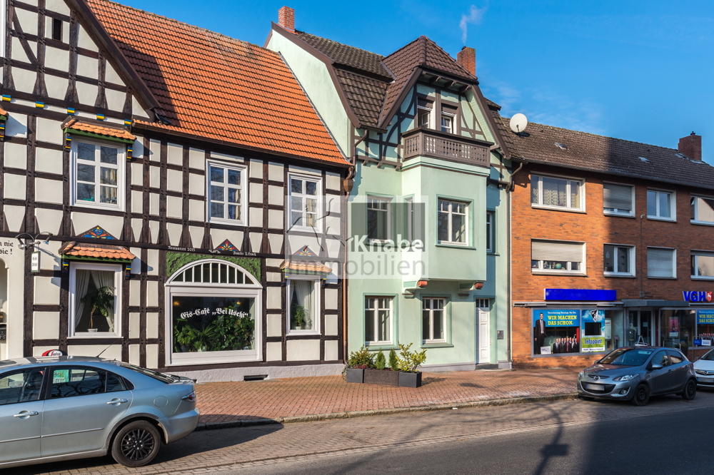 Altbau-Charme trifft modernes Wohnen!
Maisonettewohnung im Herzen von Wellingholzhausen!