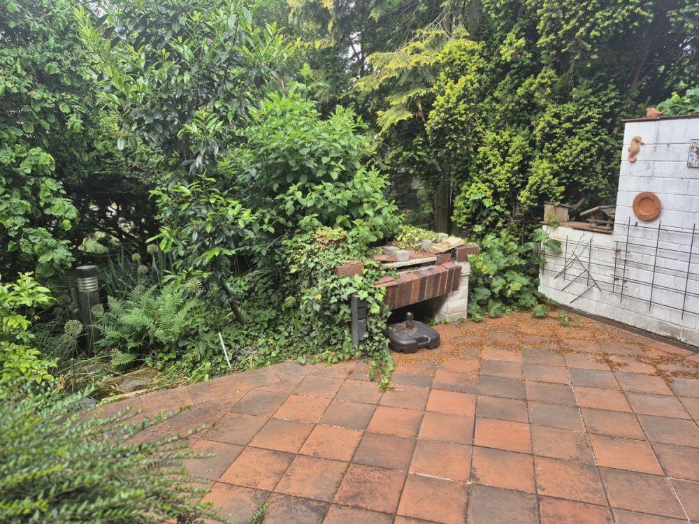 Geräumiges Reihenendhaus mit Garten und Potenzial in ruhiger Lage von Bruchköbel