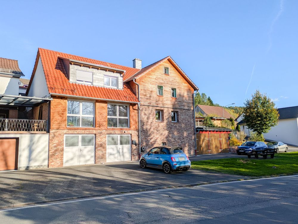 Multi-Talent: Kernsaniertes Mehrfamilienhaus mit 3 Wohnungen im schönen Mossautal!