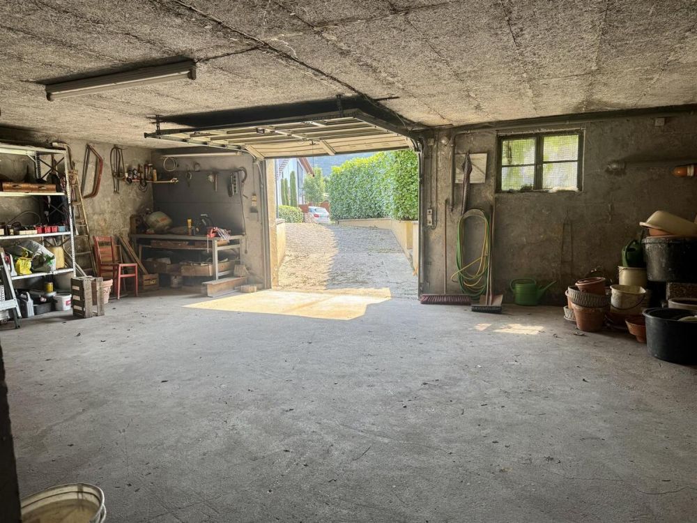 Garage im Untergeschoss