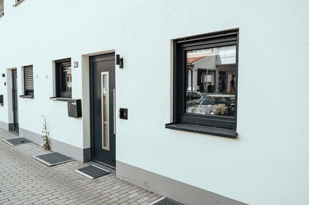 Moderne Doppelhaushälfte mit exklusiver Ausstattung 
-Wohnkomfort auf höchstem Niveau