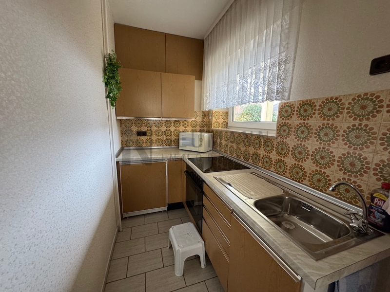 Großes Mehrfamilienhaus mit Garten in schöner Lage von Mörfelden