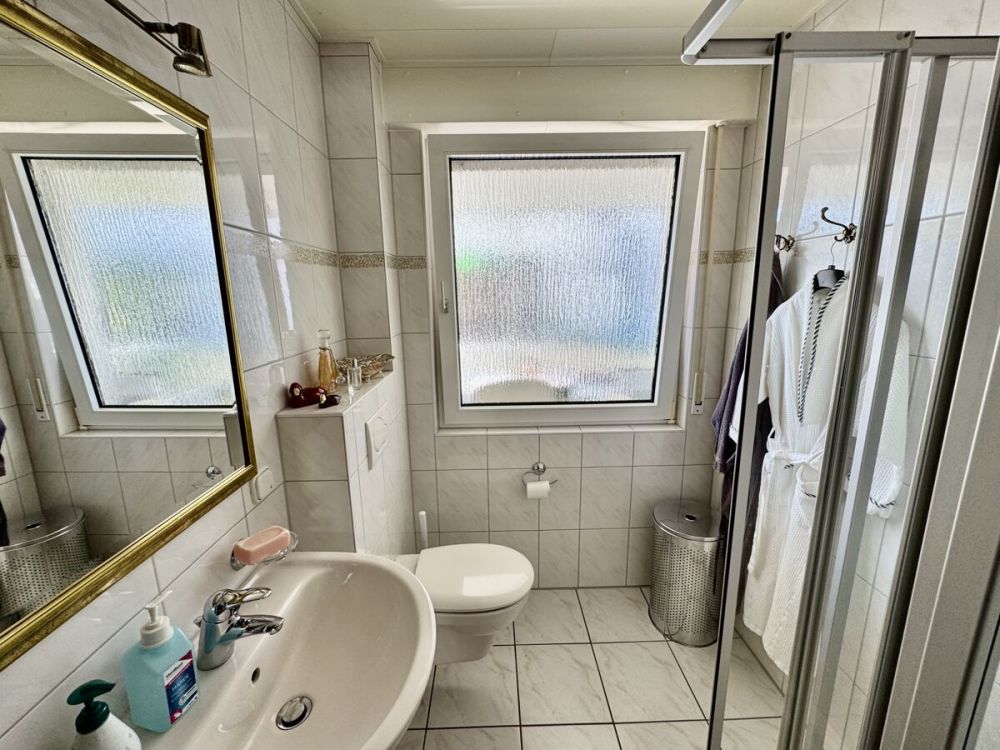 Charmantes Einfamilienhaus in idyllischer Lage – 
mit viel Platz für Familie, Arbeit und Erholung