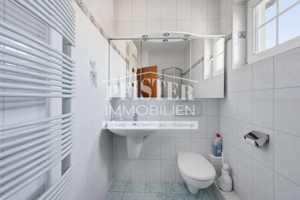 Badezimmer mit Wanne