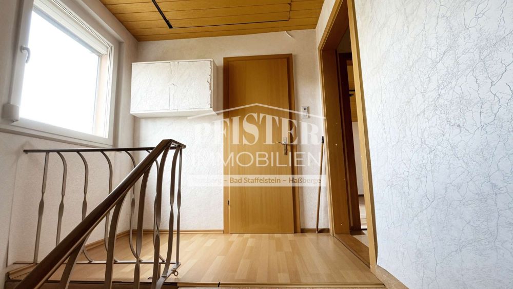 Großzügiges Zweifamilienhaus in idyllischer Lage am Ebinger See