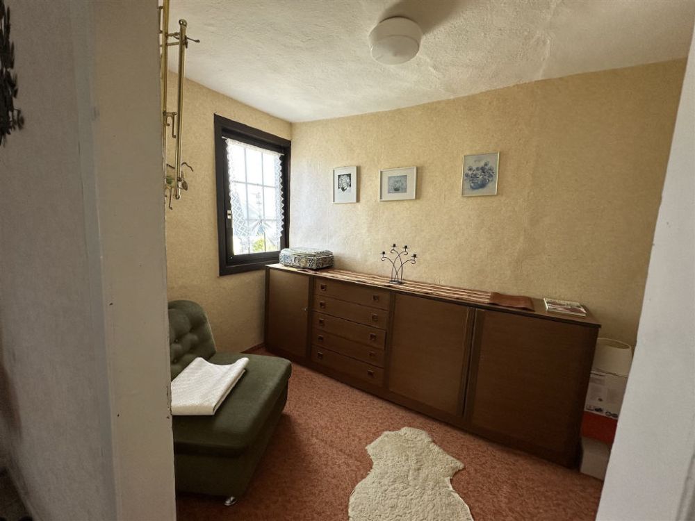 Historisches Einfamilienhaus mit schönem Grundstück