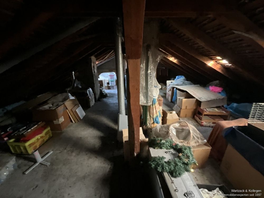 Wohn- und Geschäftshaus 
in hervorragender, zentraler Lage 
mit vielen Nutzungsmöglichkeiten