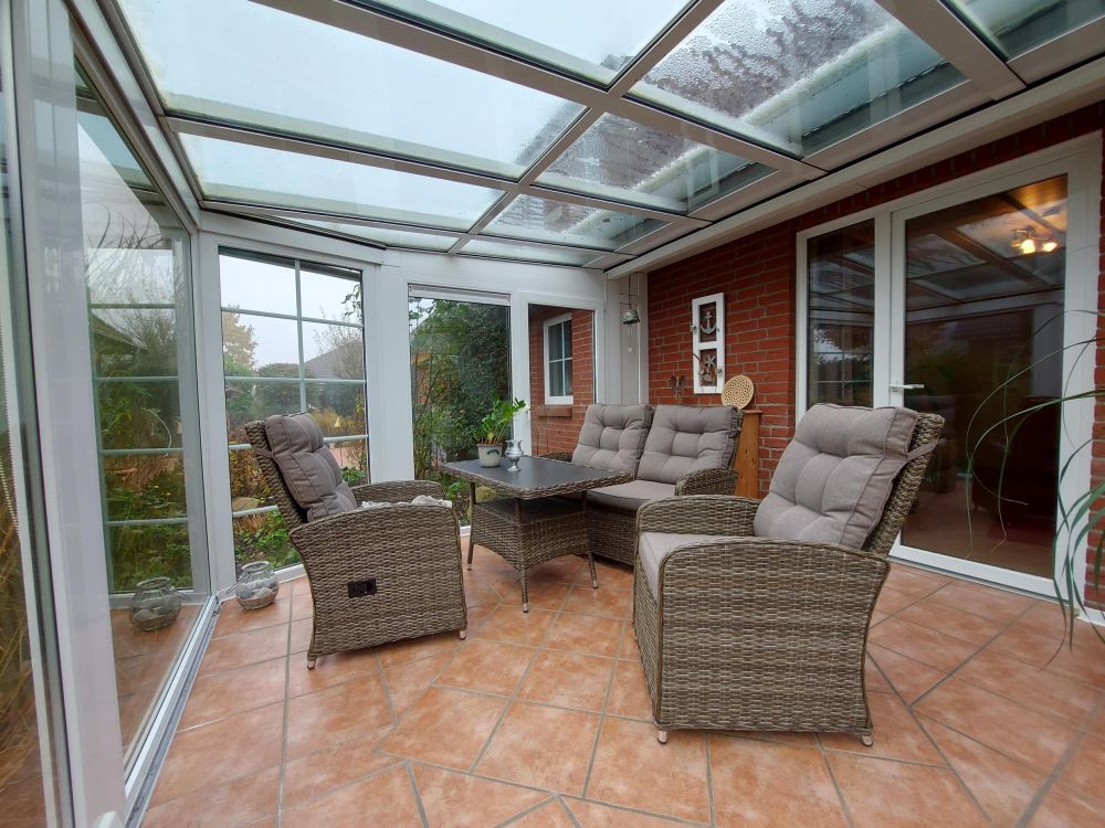 Sehr schönes Einfamilienhaus in der Nähe zum Nord-Ostsee-Kanal mit Wintergarten und Carport