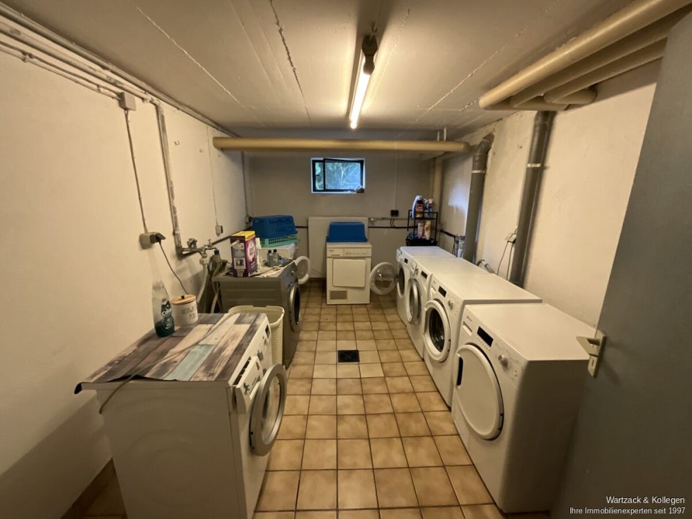 4-Zimmer-Penthouse mit traumhafter Dachterrasse in Wendelstein-Großschwarzenlohe