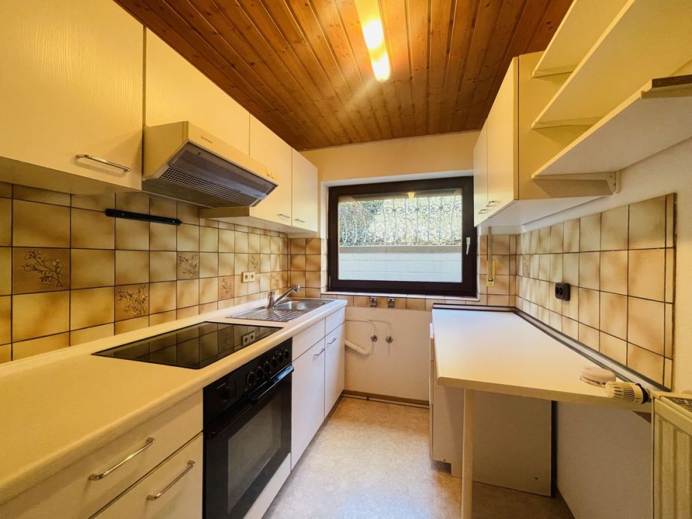 Gartenparadies - Zweifamilienhaus mit Einliegerwohnung