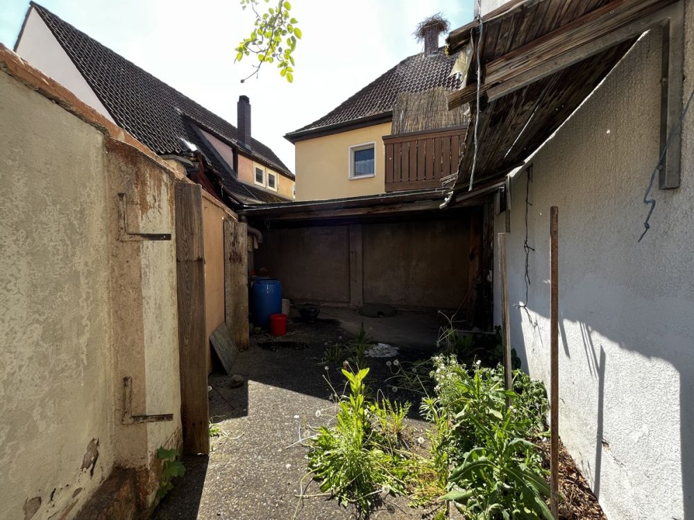 Wohnen in historischem Umfeld - mit etwas handwerklichem Geschick zum Eigenheim!