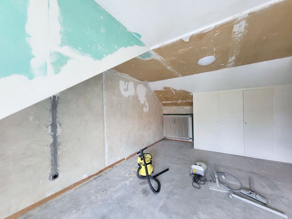 Zimmer 2 Wohnung DG