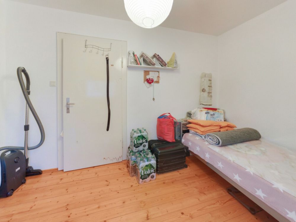 Ideal für Kapitalanleger - Vollvermietetes Wohn- und Geschäftshaus in Neuendettelsau (21)