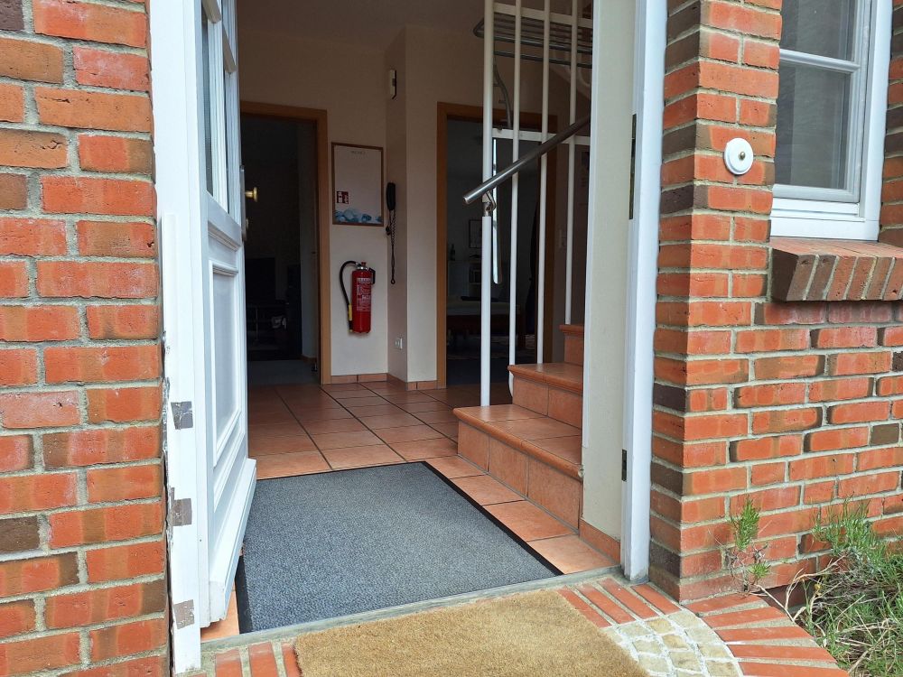 Zauberhaftes, naturnahes Wohnen und / oder Arbeiten unter Reet an der Ostsee