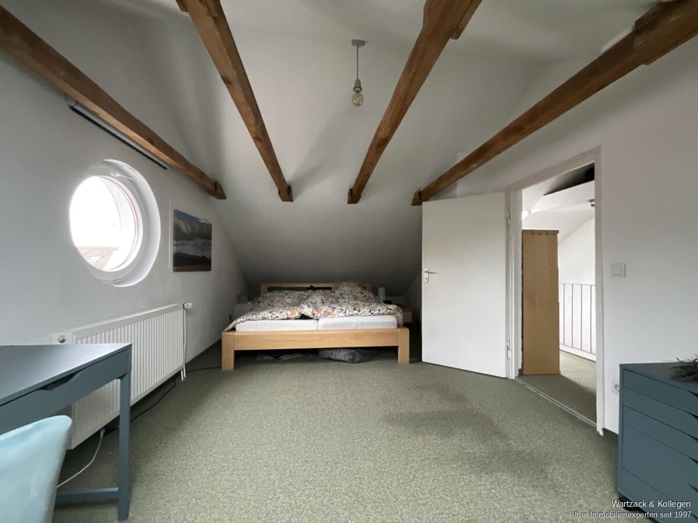 Gemütliches Reiheneckhaus 
mit schönem Grundstück 
für die ganze Familie 
in guter Wohnlage