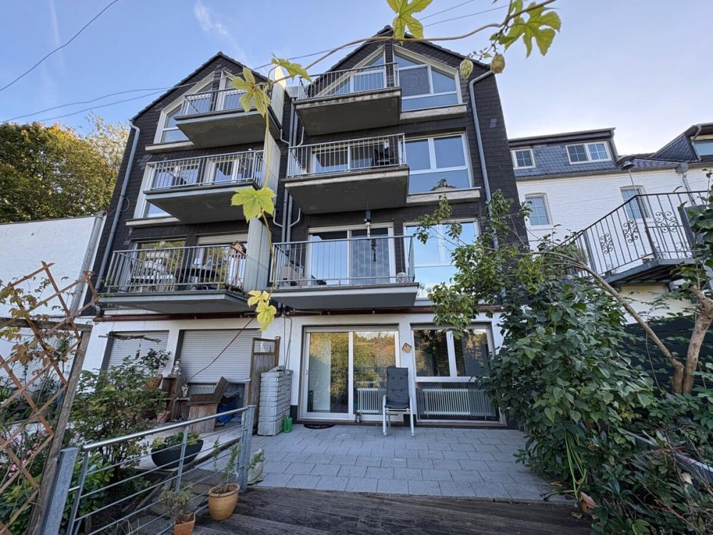 Moderne und gepflegte Split-Level-Wohnung in Bensberg