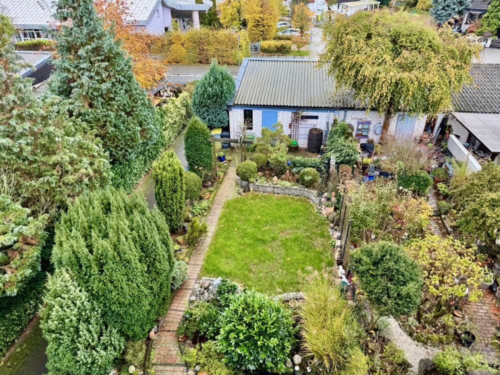 Architektur mit Charakter
großzügiges Split-Level-Haus mit 
separaten Vordergebäude, Garten & Garage