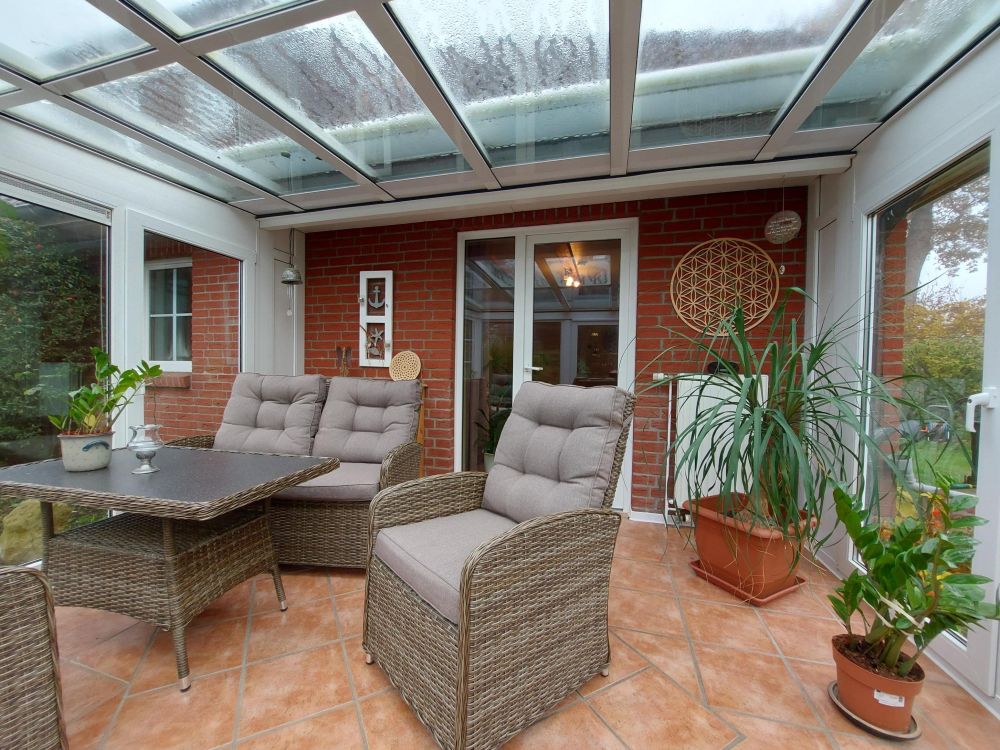 Sehr schönes Einfamilienhaus in der Nähe zum Nord-Ostsee-Kanal mit Wintergarten und Carport