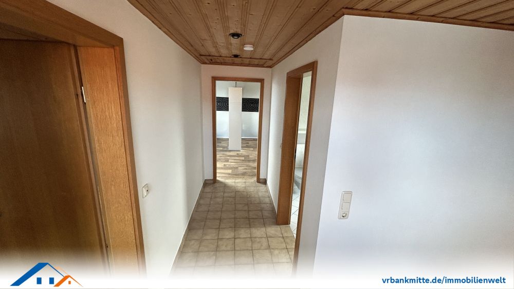 Charmante Doppelhaushälfte mit Potenzial – ruhiges Wohnen auf 3 Ebenen