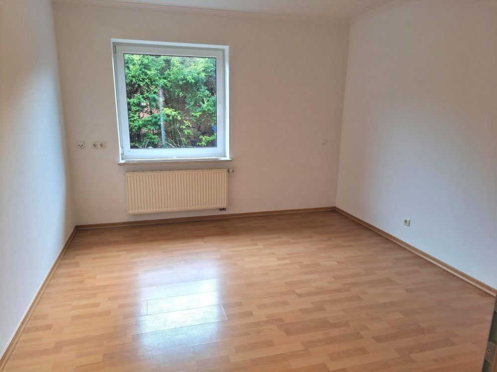 Großer Bungalow auf Erbbaugrundstück in attraktiver Lage