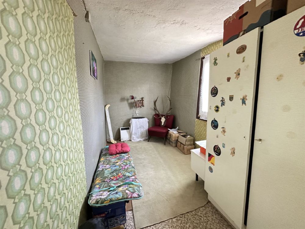 Historisches Einfamilienhaus mit schönem Grundstück