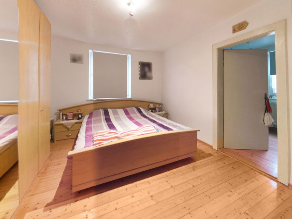 Ideal für Kapitalanleger - Vollvermietetes Wohn- und Geschäftshaus in Neuendettelsau (22)