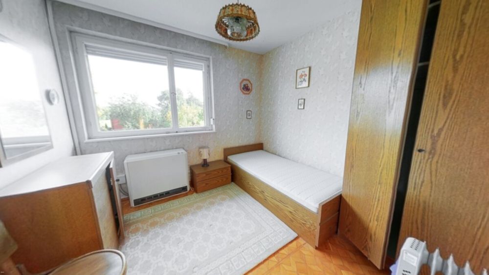 Genügend Platz für die große Familie oder zwei Generationen - Wohnhaus in Gebsattel-Bockenfeld mit weitläufigem Grundstück