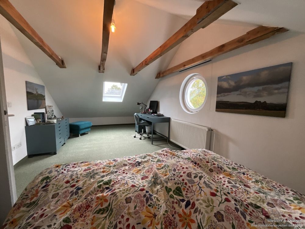 Gemütliches Reiheneckhaus 
mit schönem Grundstück 
für die ganze Familie 
in guter Wohnlage