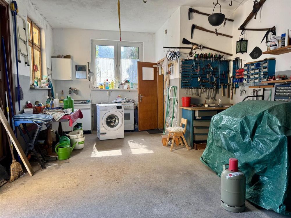 Scheune/Werkstatt im Erdgeschoss