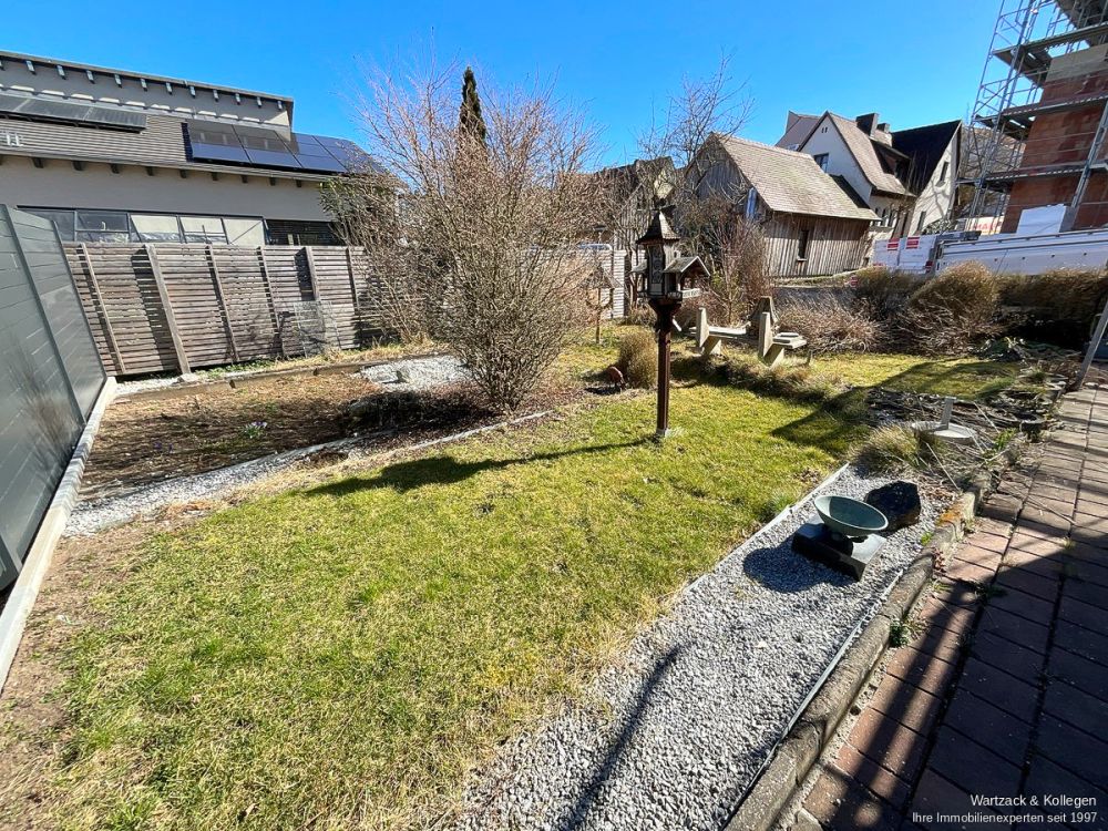 kleines Stadthaus mit wunderschönem Garten in Toplage: 
Innenstadt & Erholung 
zu Fuß zu erreichen