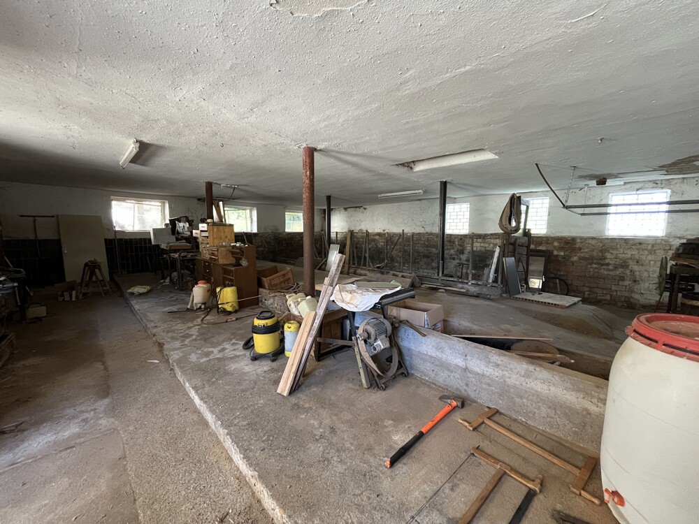 Charmantes Anwesen mit Scheune und Hofidylle in 97440 Ettleben