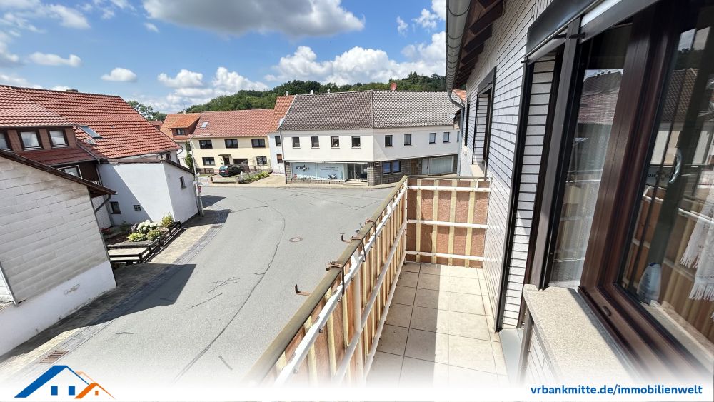 Gepflegtes Einfamilienhaus mit geräumiger Scheune und Garten