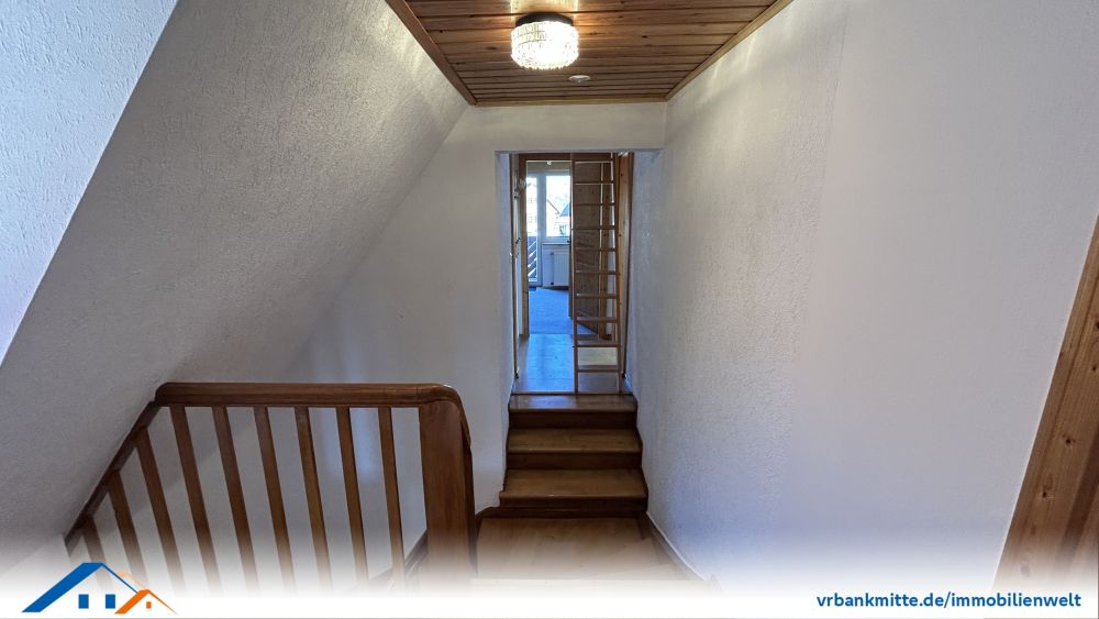 Charmantes Wohnhaus mit großzügigem Grundstück und vielseitiger Scheune