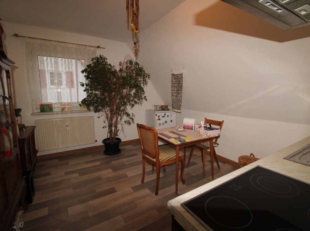 Ideal für Kapitalanleger - Vollvermietetes Wohn- und Geschäftshaus in Neuendettelsau (23)