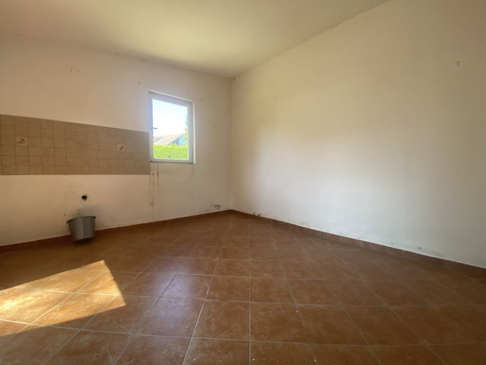 Wohnen am Merklsteig - Charmantes Reihenmittelhaus mit Garage, Wintergarten, Freischwimmbecken und zusätzlichem Gartengrundstück in begehrter Wohnlage in Weiden!