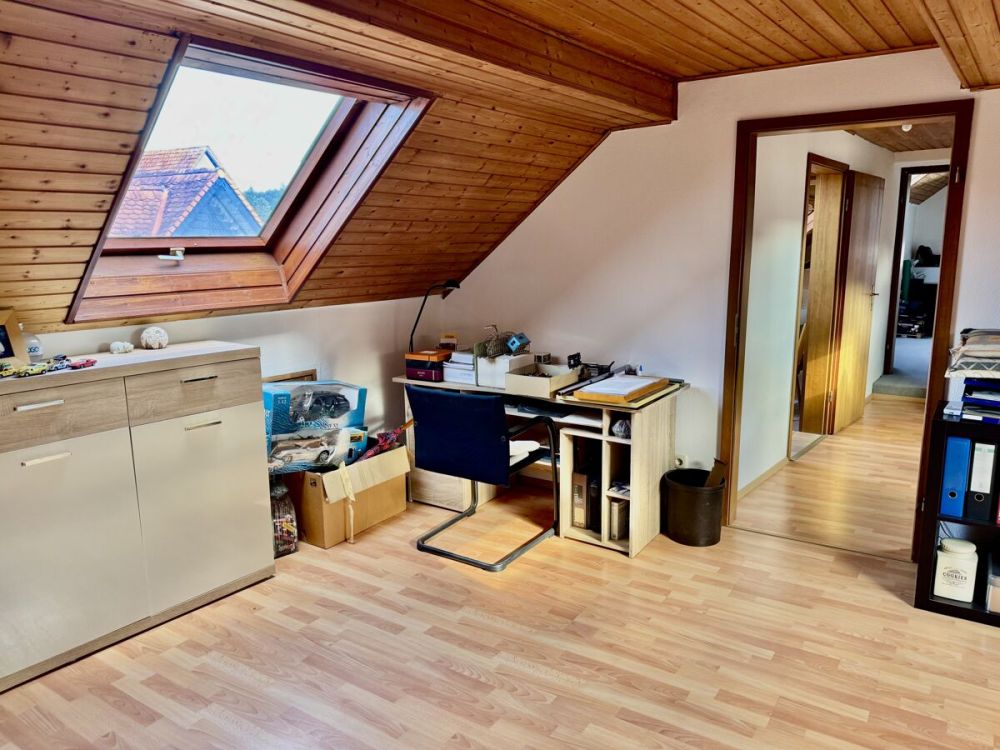 Wunderschönes Altstadthaus
zentral, idyllisch und mit außergewöhnlich viel Platz