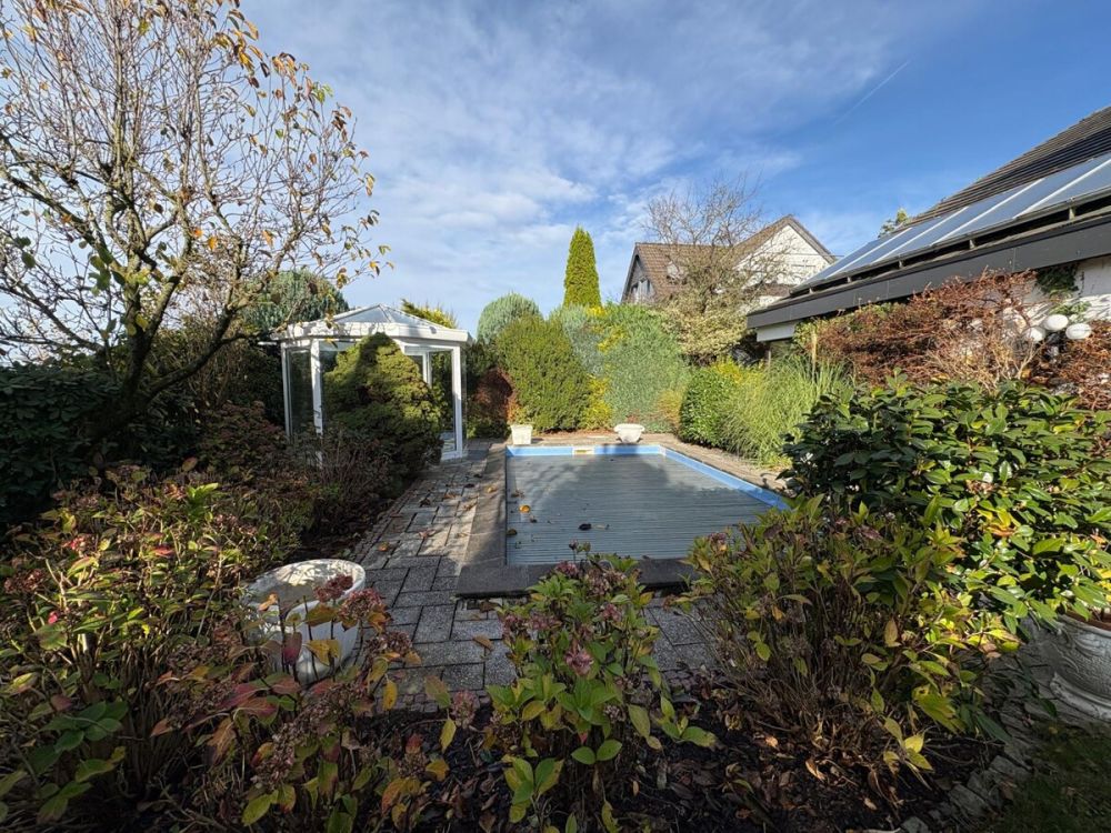 Individuelles Split-Level-Haus mit ansprechender Architektur in Lindlar-Schmitzhöhe