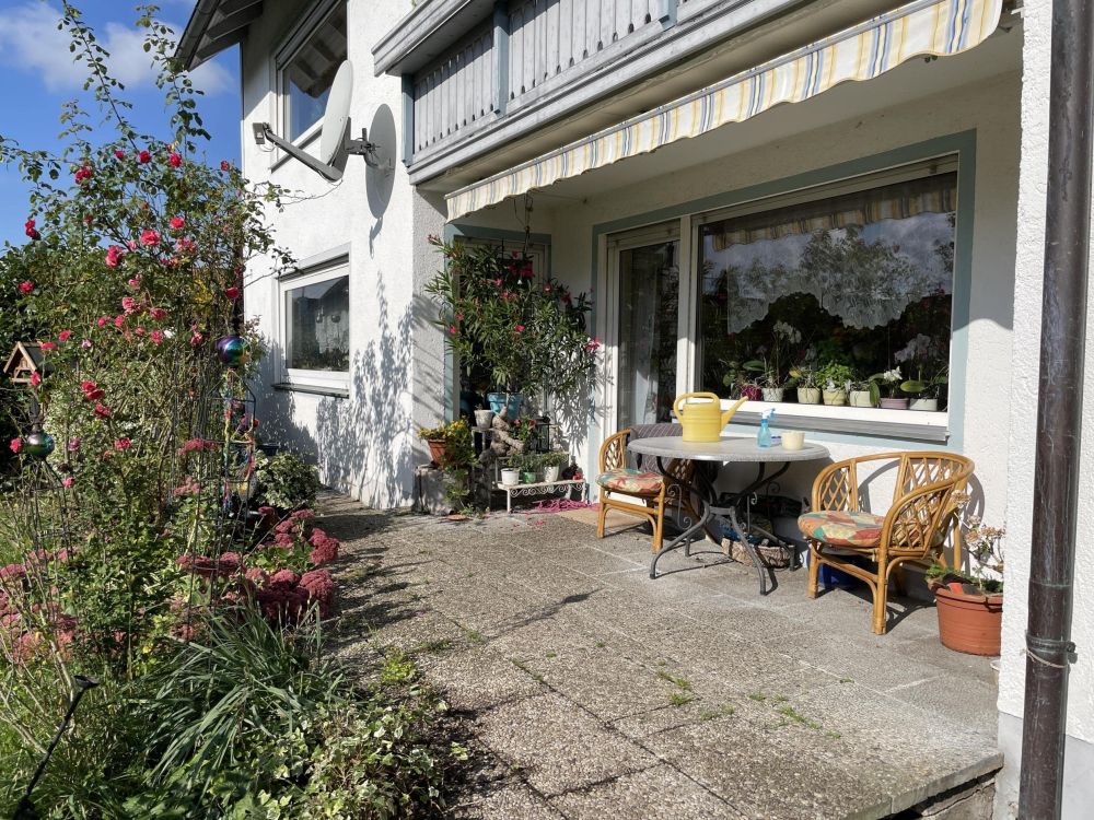 FLEXIBLES 2-FAMILIENHAUS IN ORTSRANDLAGE