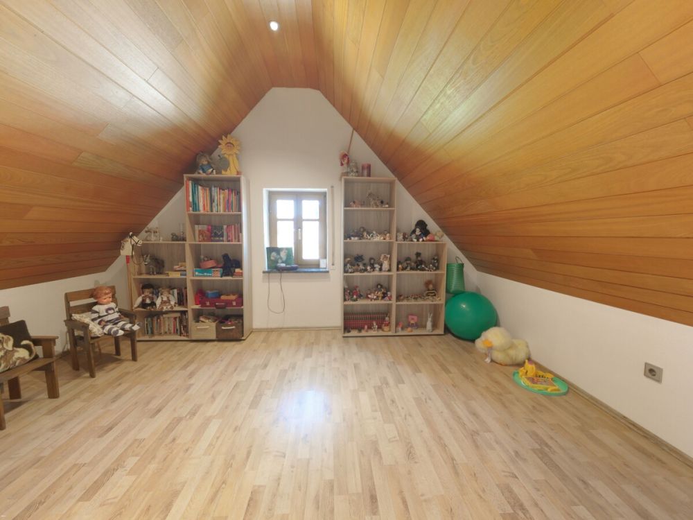 Traumhaus mit viel Platz für die ganze Familie und Ihre Hobbys!